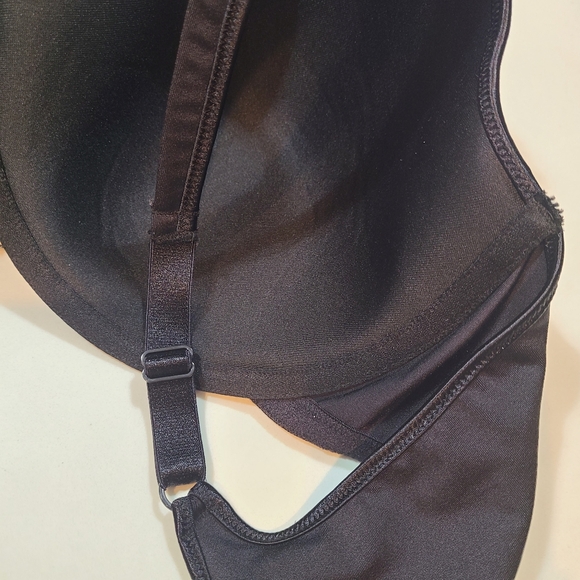 Bali Black Bra in Size 40D - Picture 8 of 9